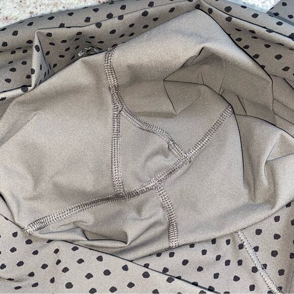 Everlane $68 Dot Perform Ankle Legging LG EUC - Picture 9 of 10